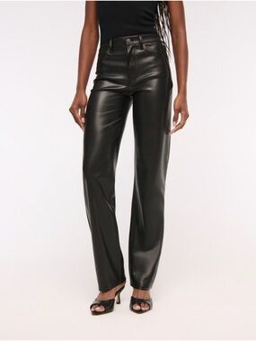 Abercrombie 90s Relaxed Ultra High Rise Black Faux Leather Jean - Size 27 Size 4